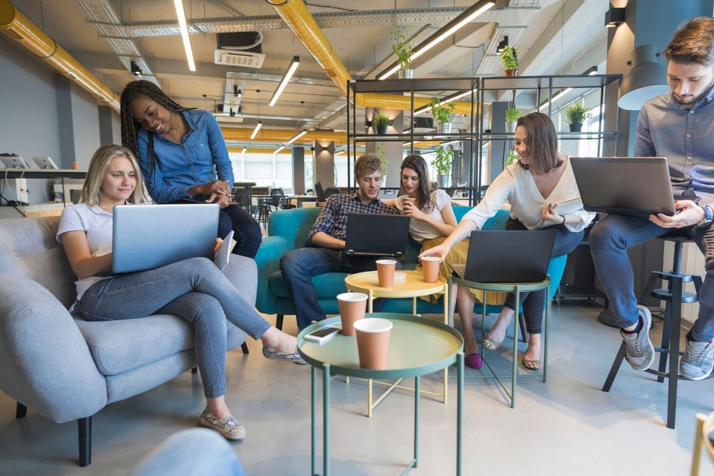 Decoración de coworking: cómo adecuar oficinas compartidas