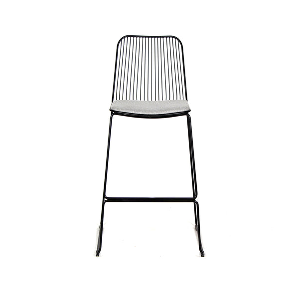 Banco de Exterior Bilby - Negro - SPAACIO Design Central