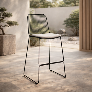 Banco de Exterior Bilby - Negro - SPAACIO Design Central