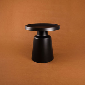 Mesa Lateral Estilo Mushroom - Negro